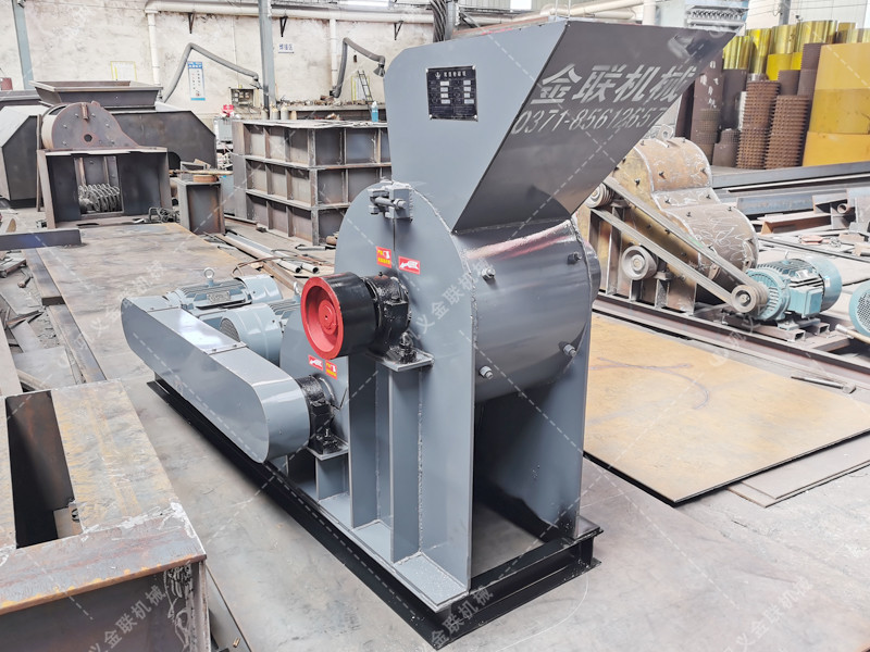 SCF600*400小型雙級粉碎機發往內蒙古化德破碎煤